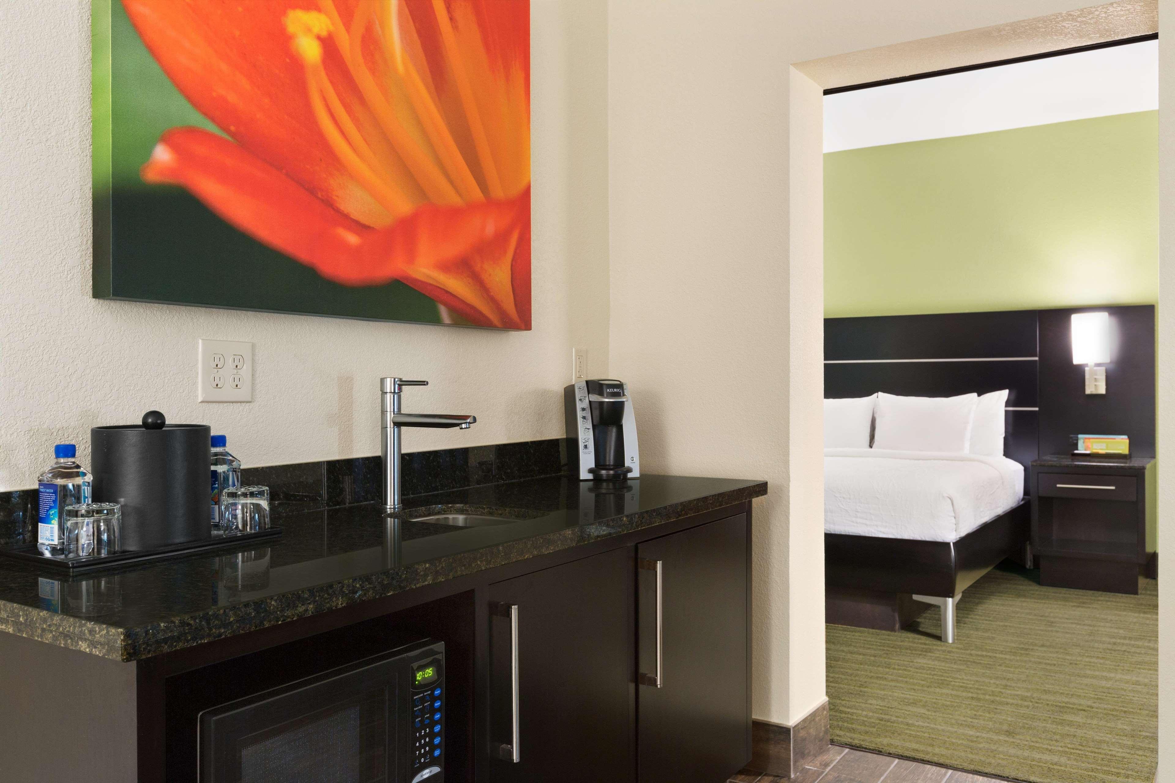 Hilton Garden Northwest Hotel