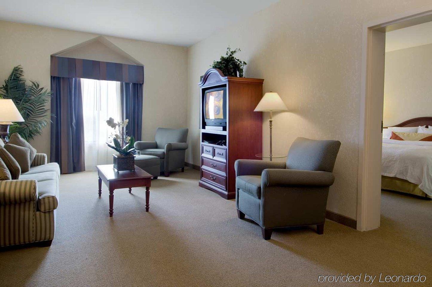 Hilton Garden Northwest Hotel